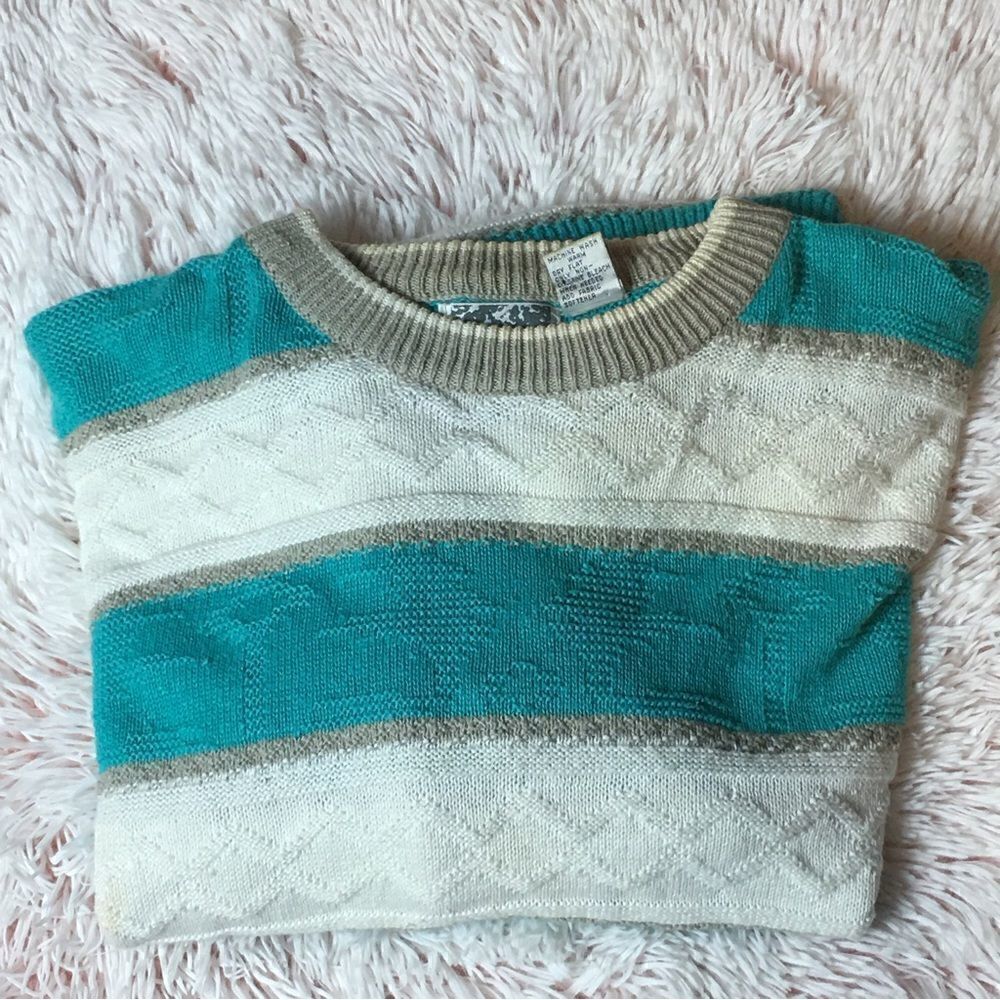 CITY STREETS VTG SWEATER  - Picture 7 of 7